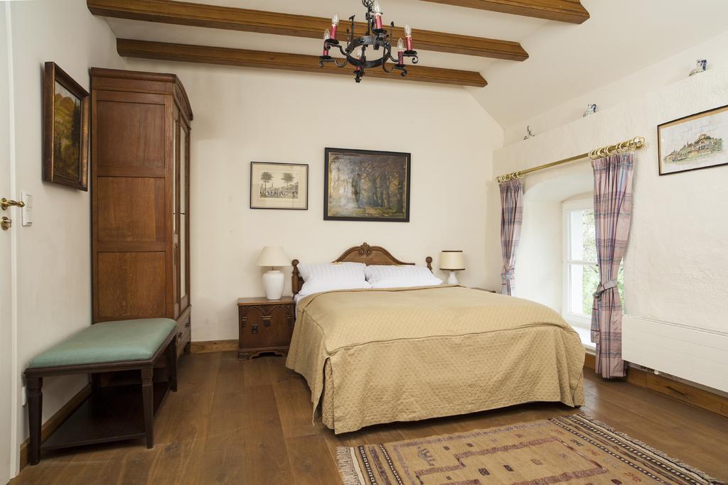 Burg Boetzelaer Hotel Kalkar Room photo